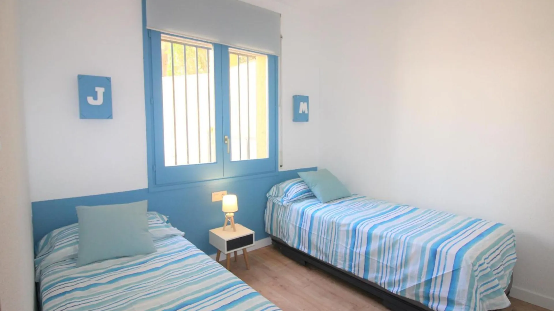 Apartamento Acogedor Con Jardin Y Terraza, A 150 M De La Playa, Equipado Con A/C, Para 5 Personas - Hisp-228-426 Apartment Llanca