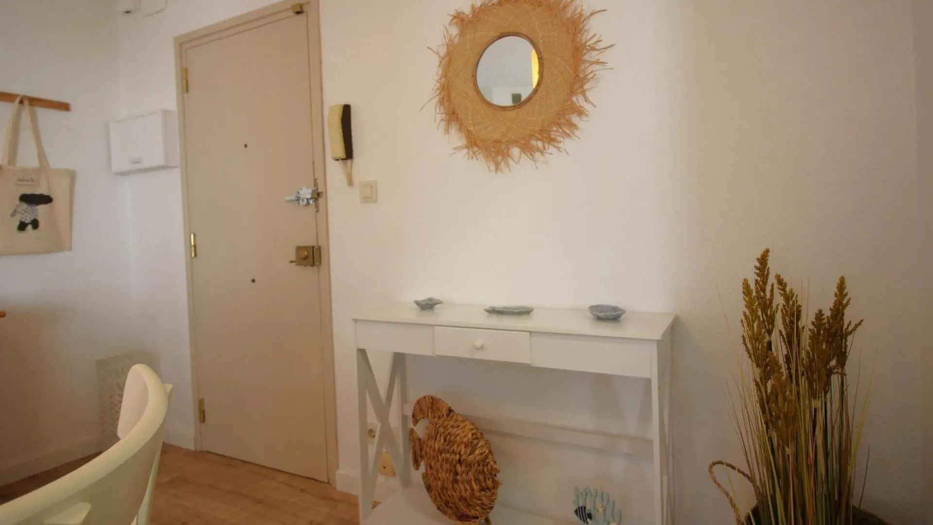 Apartmán Apartamento Acogedor Con Jardin Y Terraza, A 150 M De La Playa, Equipado Con A/C, Para 5 Personas - Hisp-228-426 Llança